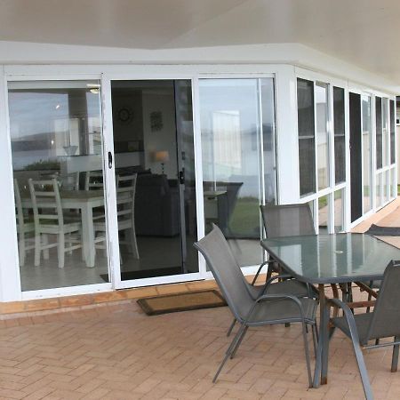 The Clippers 1 Fabulous Waterfront Unit Apartment Salamander Bay Luaran gambar